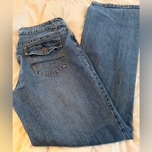 Levi’s 725 Bootcut Jeans